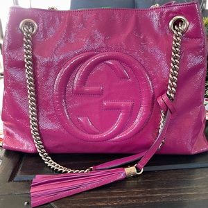 ❌❌❌SOLD❌❌Gucci Pink Pebbled Patent Soho Chain Bag